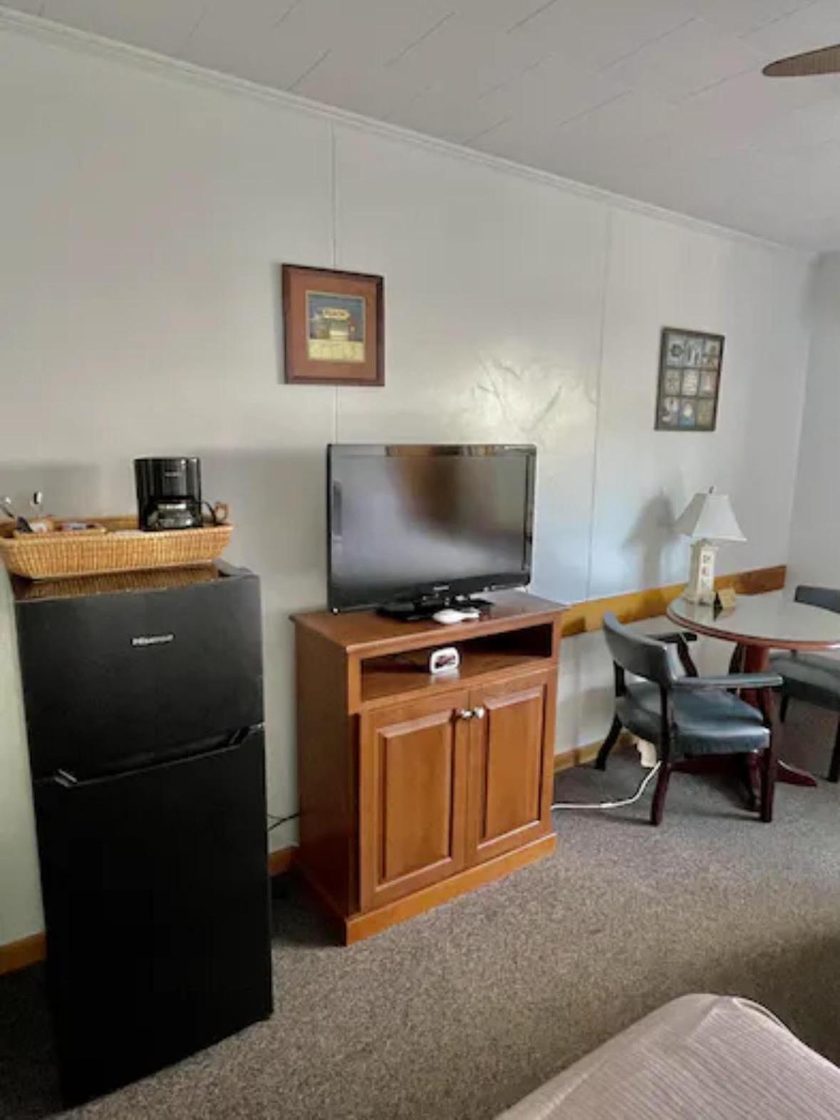 Echo Motel